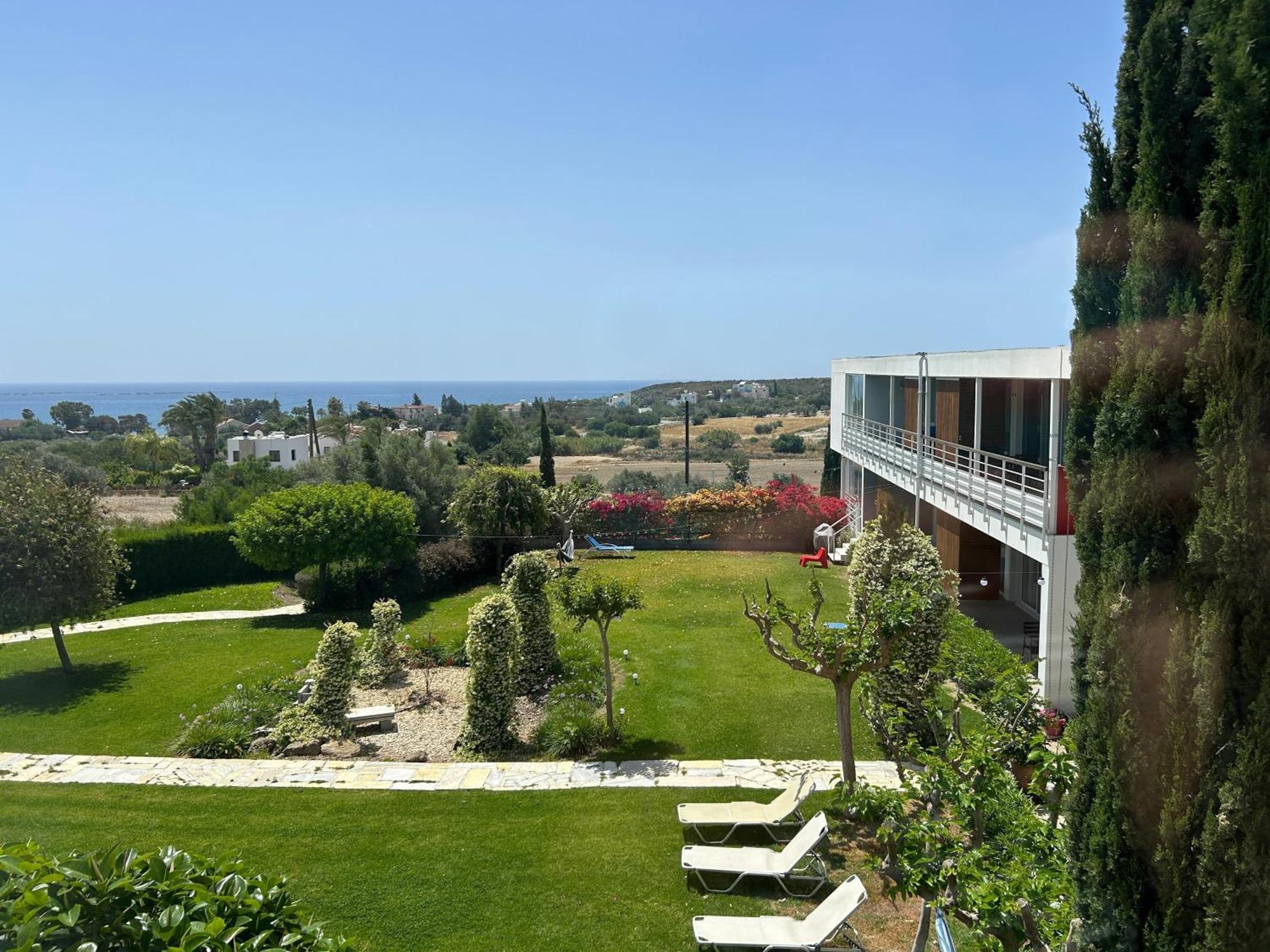 Art By Praxis Apartamento Governors Beach Exterior foto
