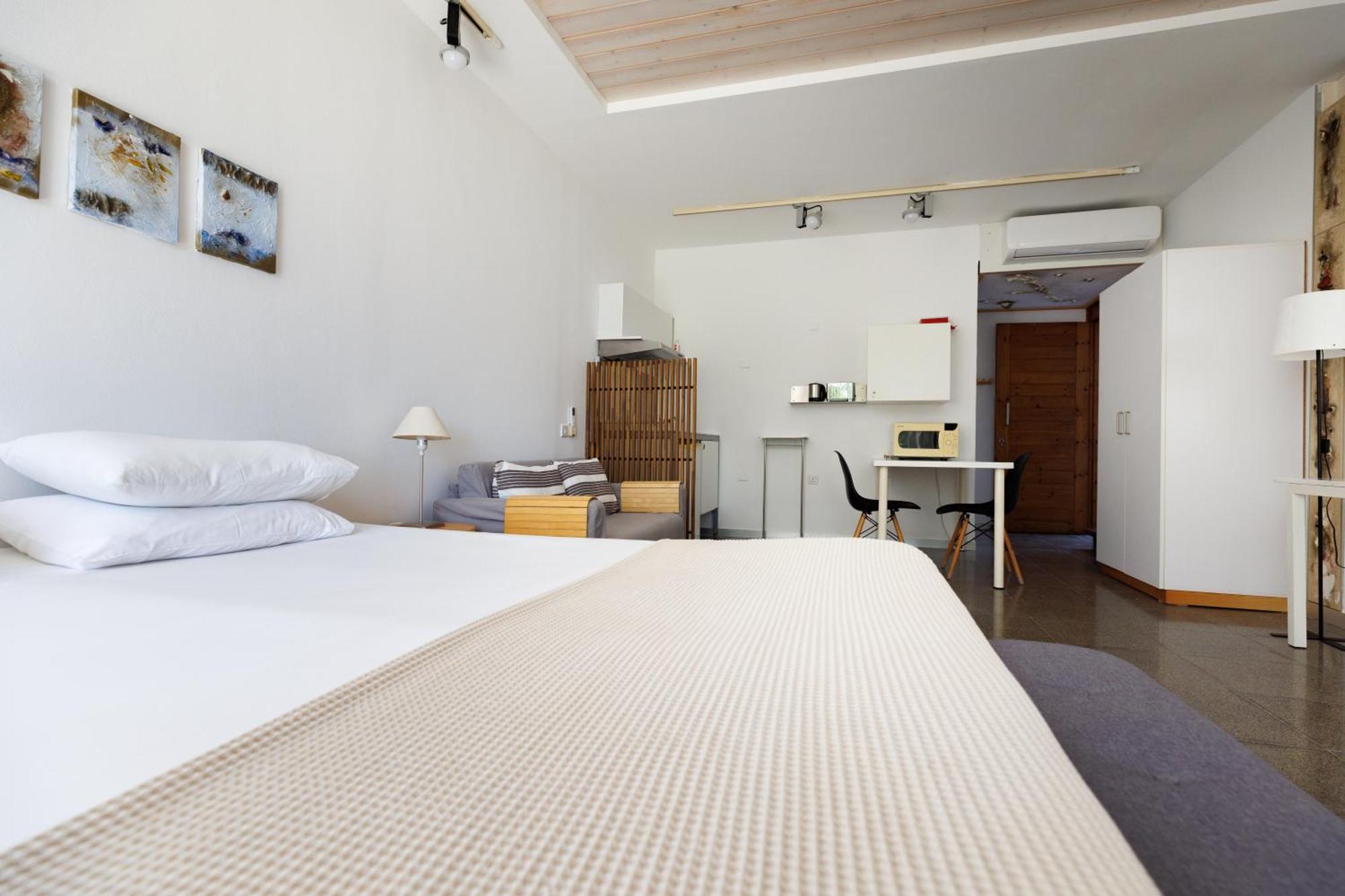 Art By Praxis Apartamento Governors Beach Exterior foto